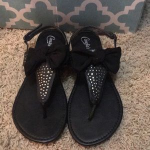 Brand New Never Worn Black Candie’s Bow Sandals.